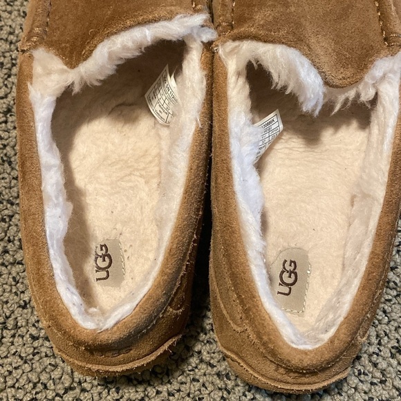 Ugg Brown Slip On Moccasins Size 5 in Like New Condition main image 7